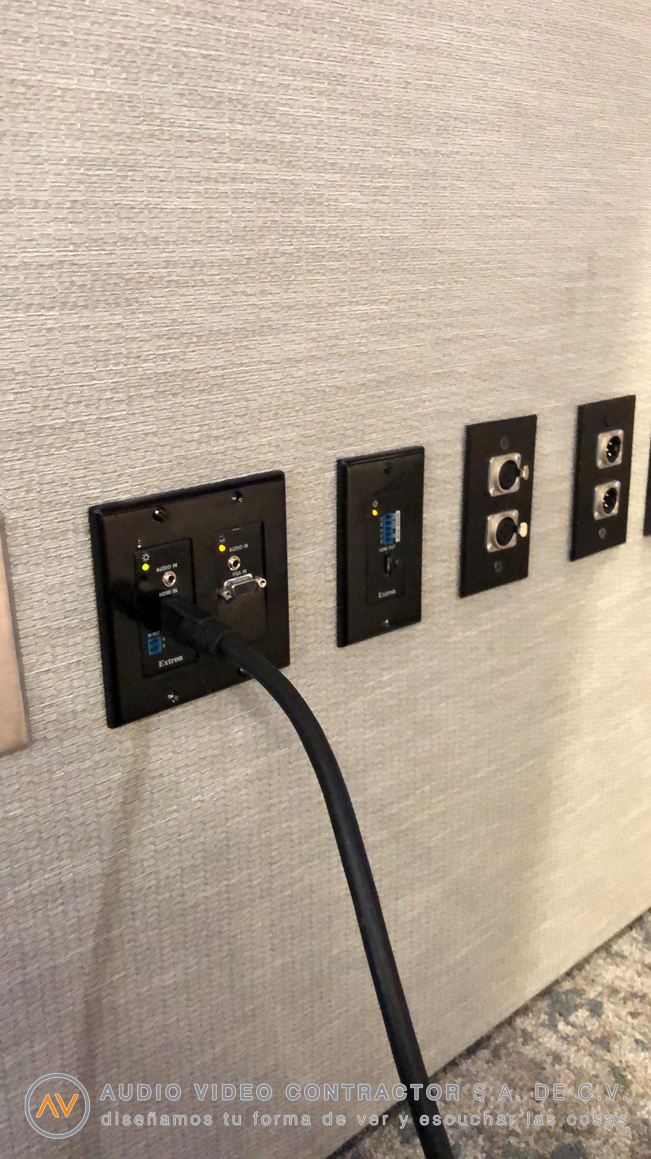 ClubIndustrialContactosAudioyVideoGranSalon