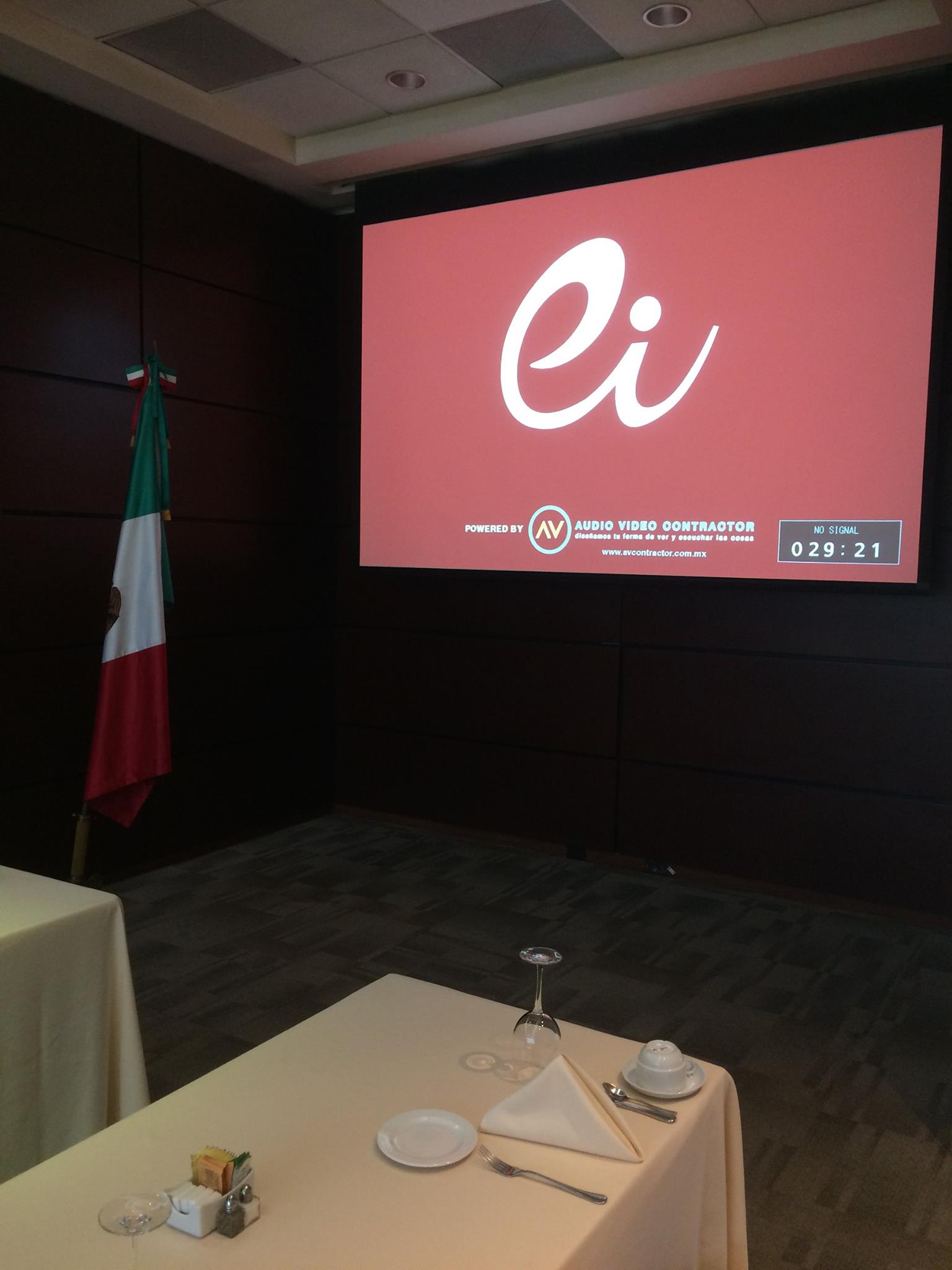 ClubIndustrialSalones3