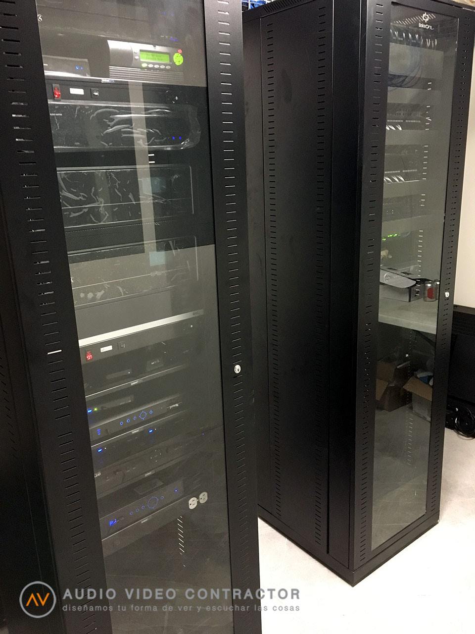 CasaCordilleraAVContractor1