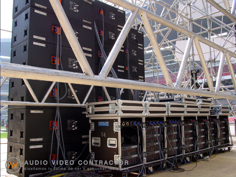 Montaje-Estadio-Azteca-2